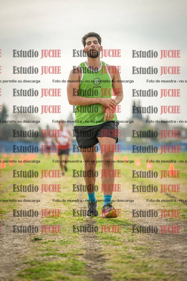 Fotos de la llegada del cross de 8000 m