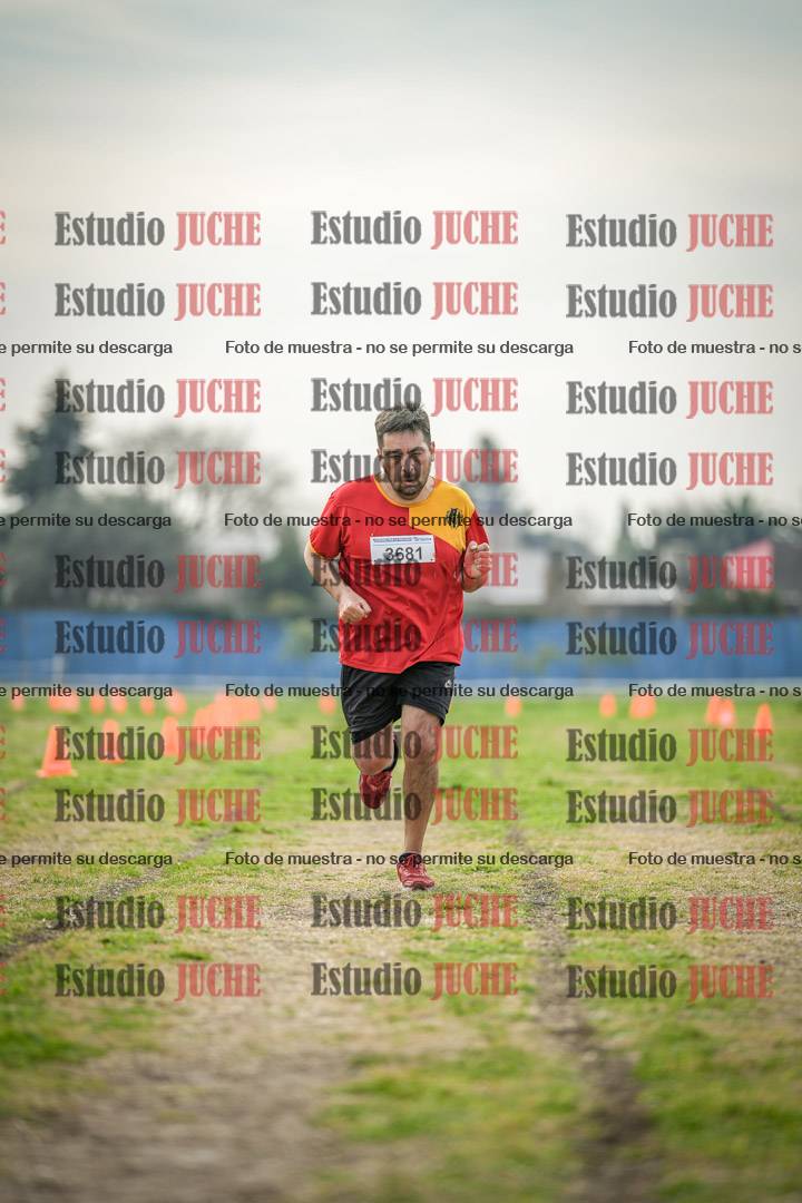 Fotos de la llegada del cross de 8000 m
