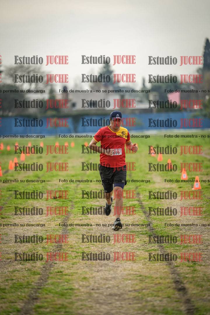 Fotos de la llegada del cross de 8000 m