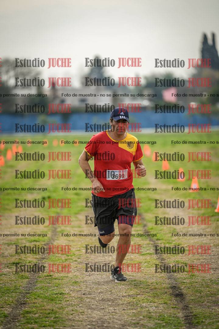 Fotos de la llegada del cross de 8000 m