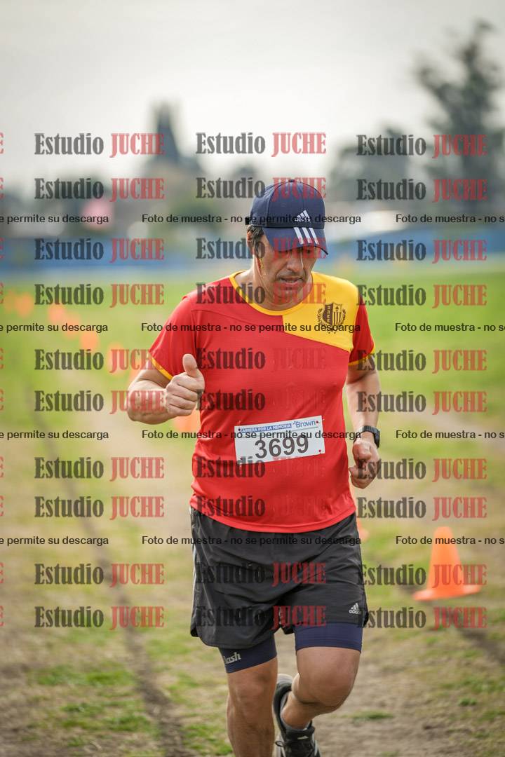 Fotos de la llegada del cross de 8000 m