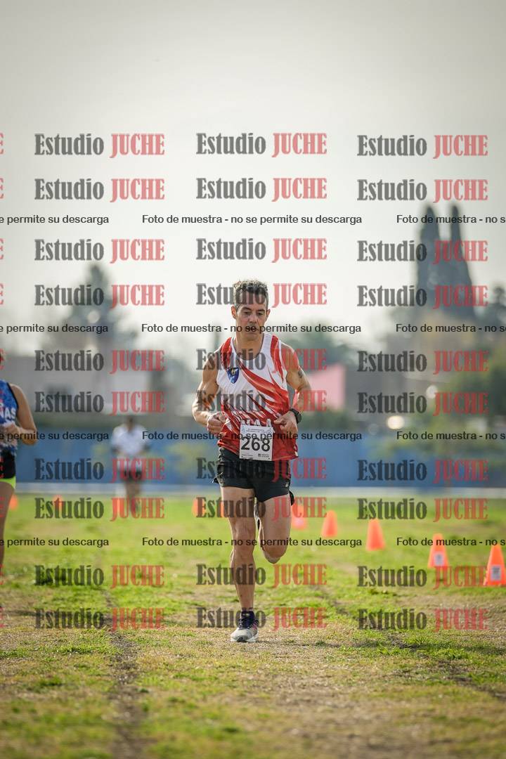 Fotos de la llegada del cross de 6000mts - Running Teams