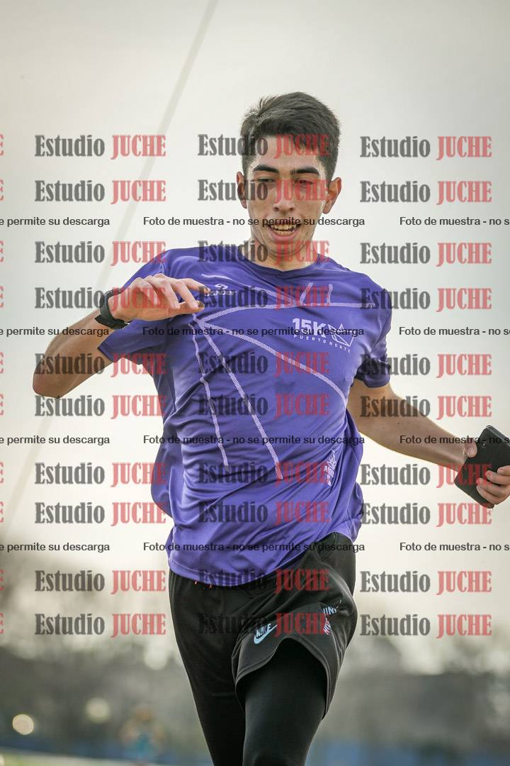 Fotos de la llegada del cross de 6000mts - Running Teams