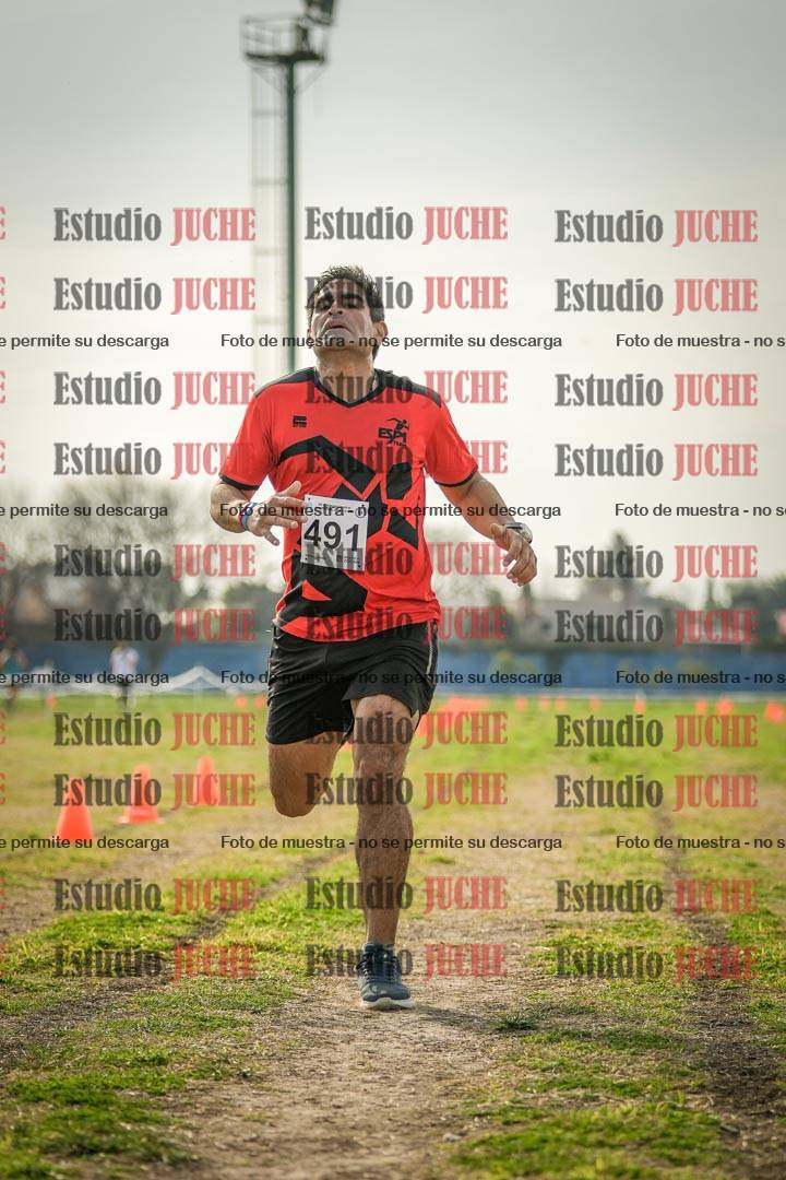 Fotos de la llegada del cross de 6000mts - Running Teams