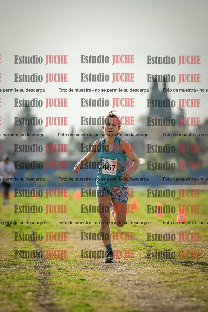 Fotos de la llegada del cross de 6000mts - Running Teams