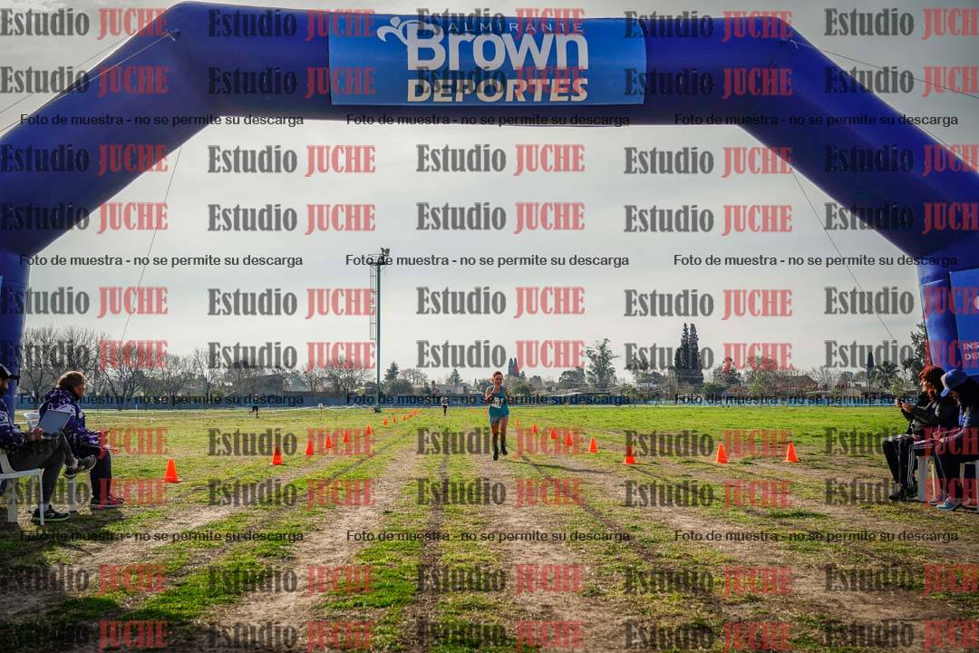Fotos de la llegada del cross de 6000mts - Running Teams