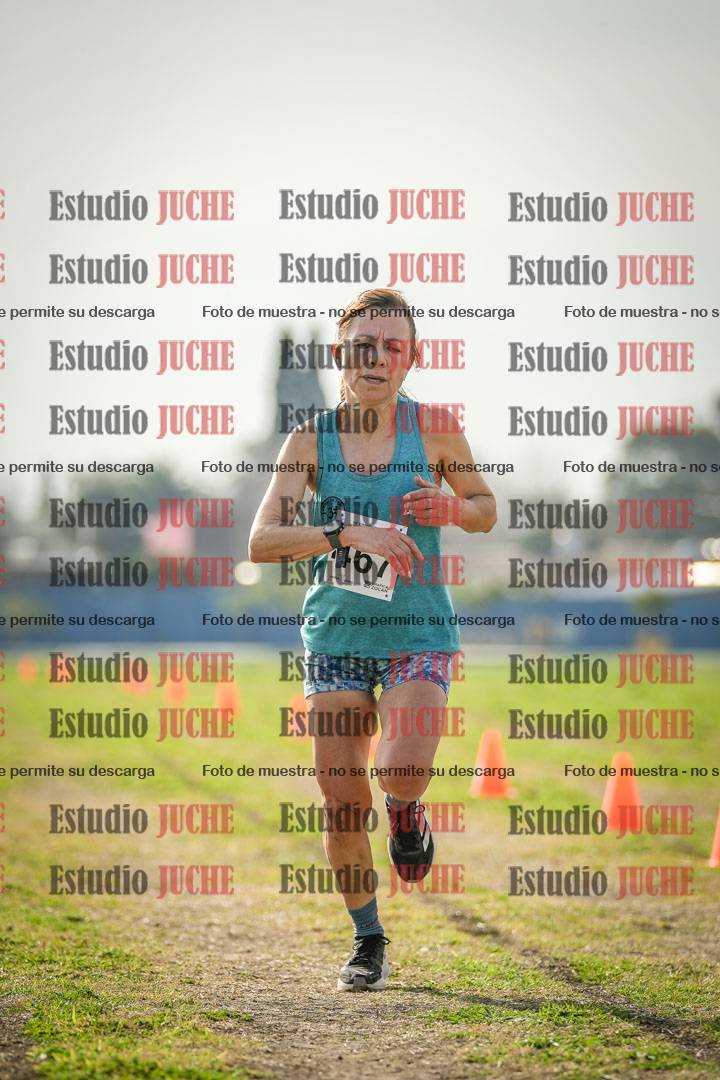 Fotos de la llegada del cross de 6000mts - Running Teams