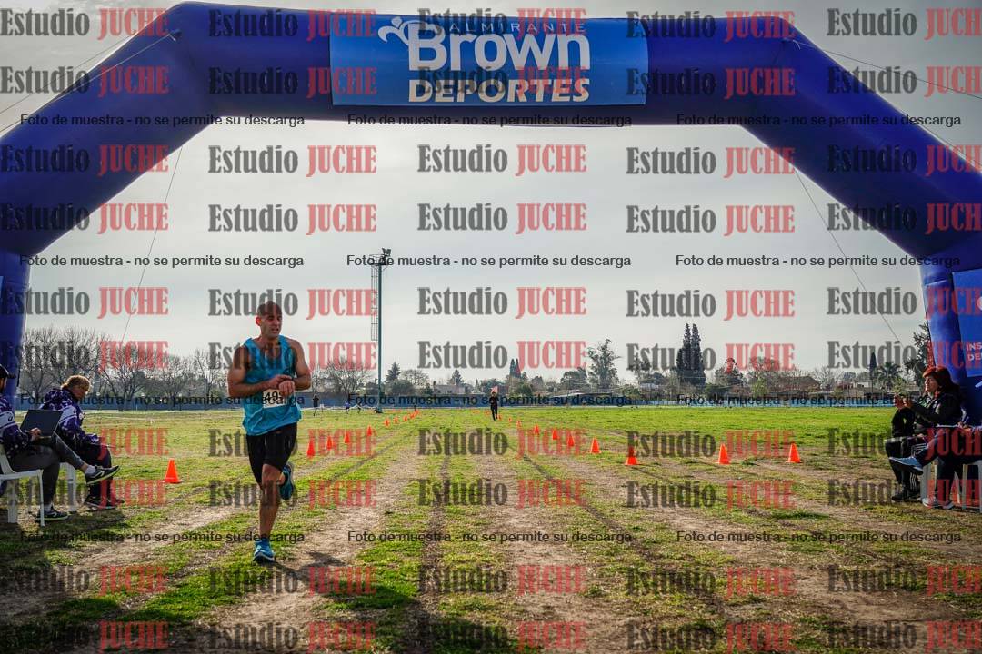 Fotos de la llegada del cross de 6000mts - Running Teams