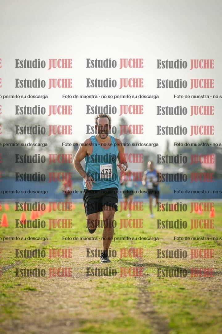 Fotos de la llegada del cross de 6000mts - Running Teams