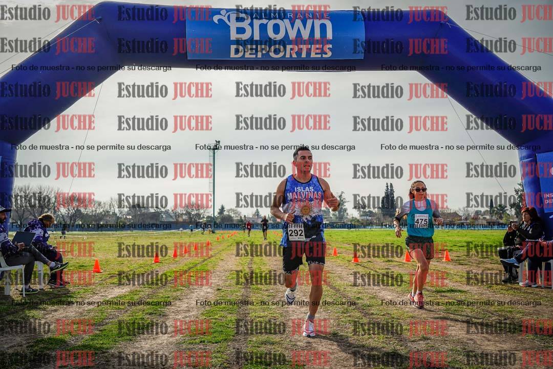 Fotos de la llegada del cross de 6000mts - Running Teams
