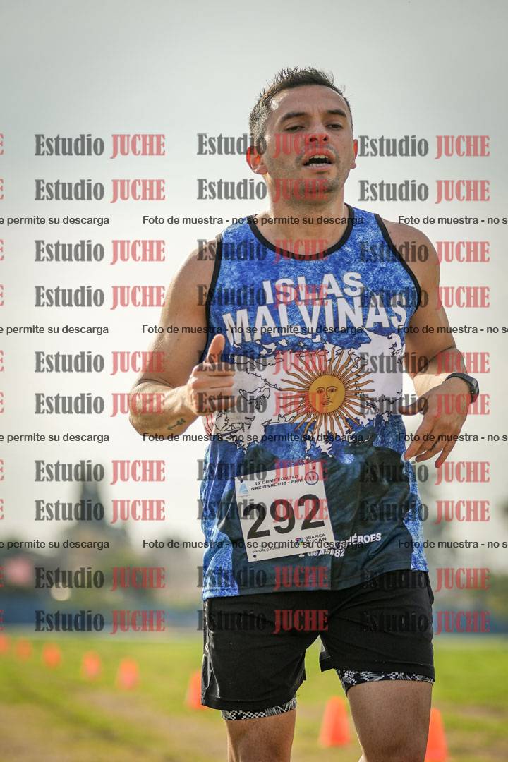 Fotos de la llegada del cross de 6000mts - Running Teams