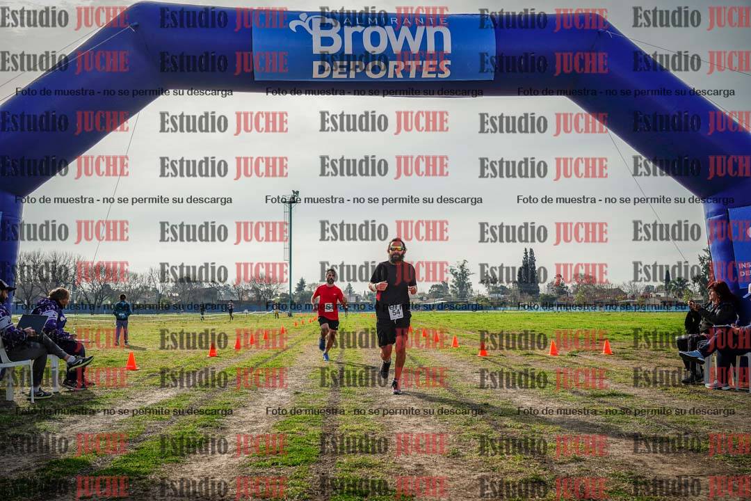 Fotos de la llegada del cross de 6000mts - Running Teams