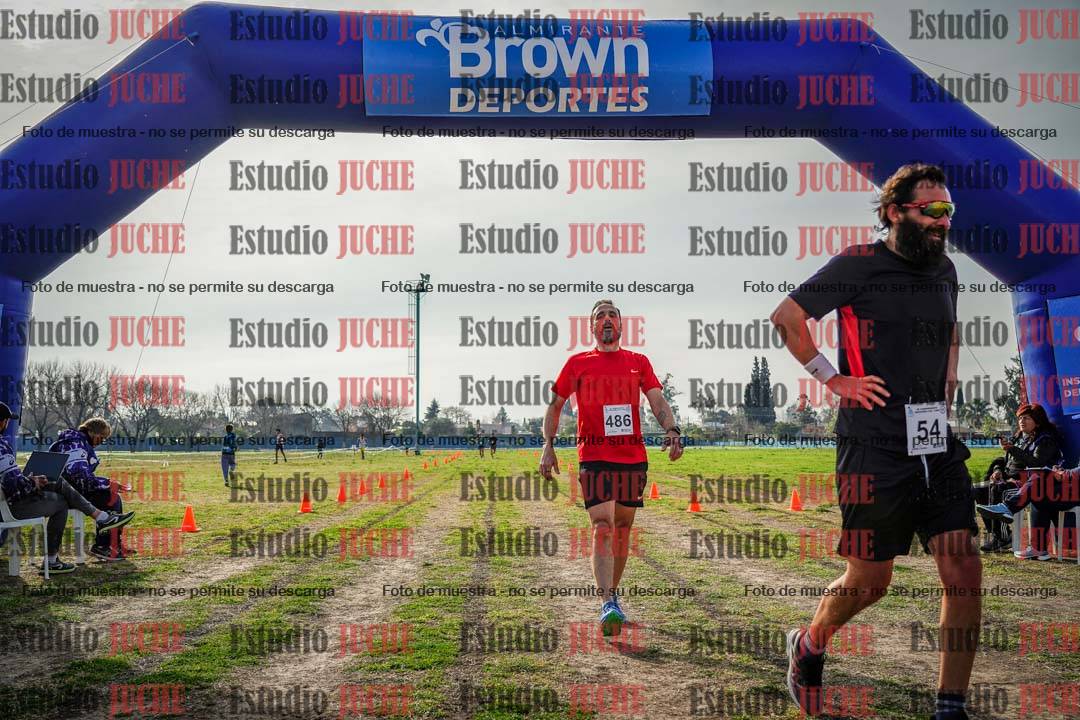 Fotos de la llegada del cross de 6000mts - Running Teams