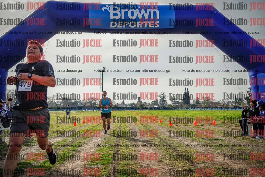 Fotos de la llegada del cross de 6000mts - Running Teams
