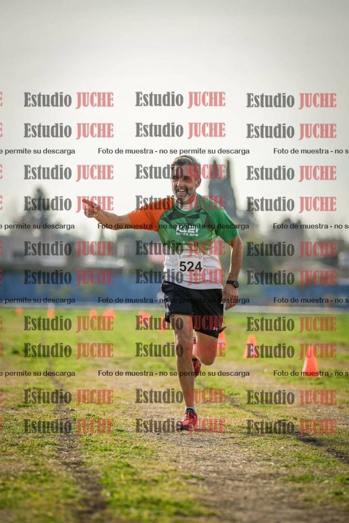 Fotos de la llegada del cross de 6000mts - Running Teams