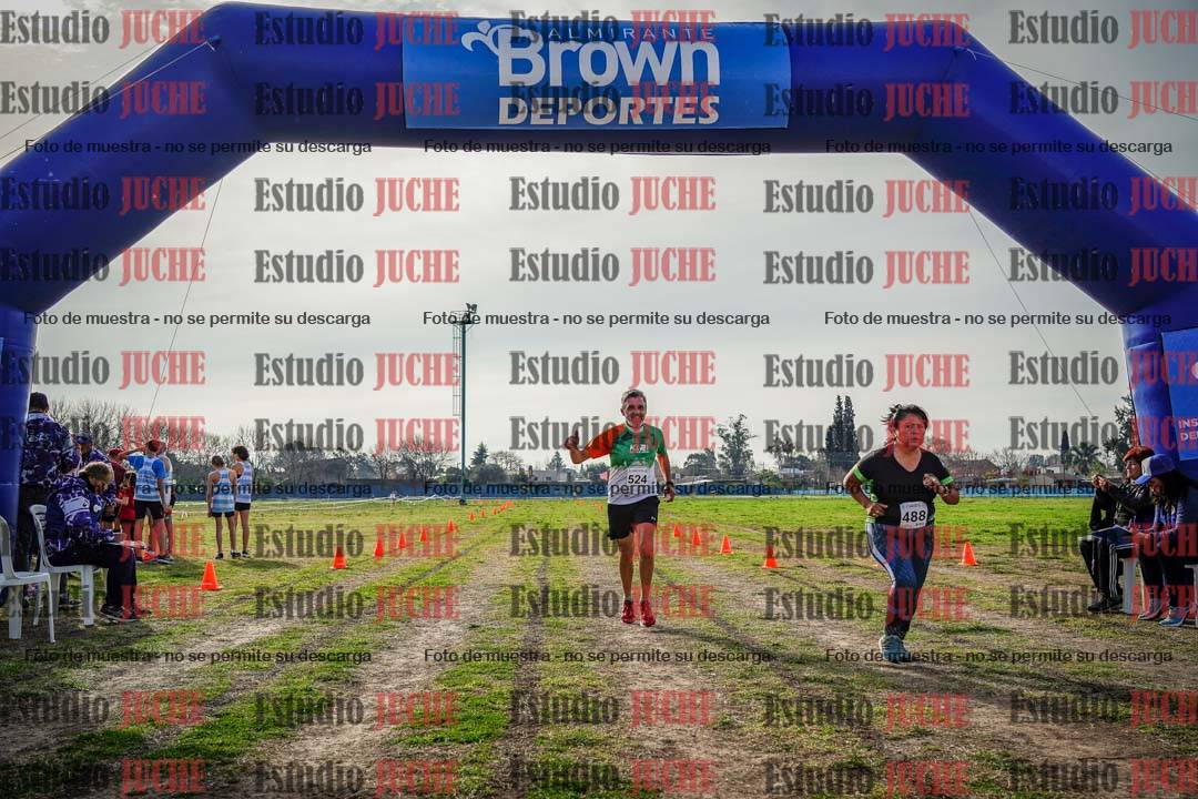 Fotos de la llegada del cross de 6000mts - Running Teams