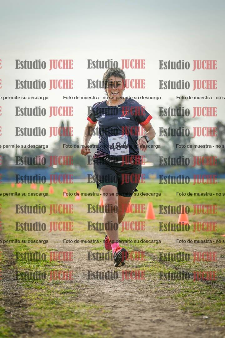 Fotos de la llegada del cross de 6000mts - Running Teams