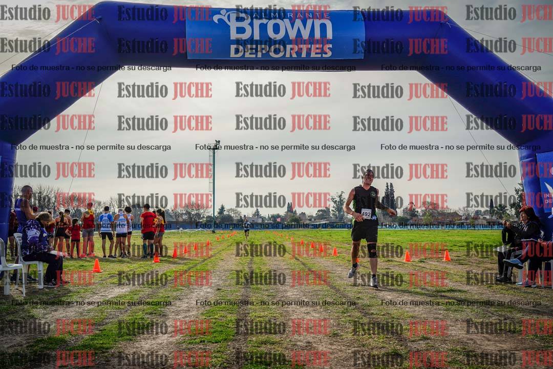 Fotos de la llegada del cross de 6000mts - Running Teams