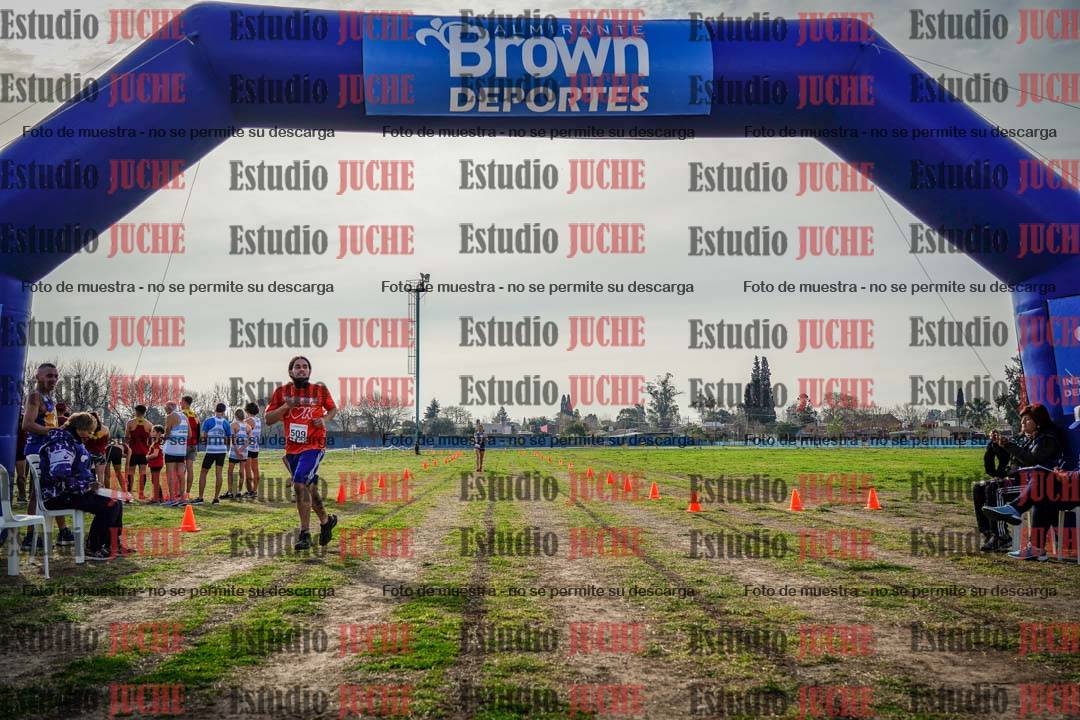 Fotos de la llegada del cross de 6000mts - Running Teams