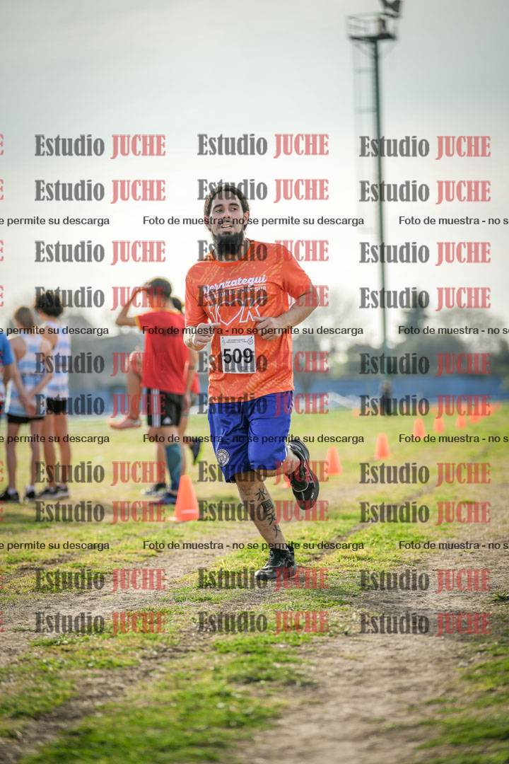 Fotos de la llegada del cross de 6000mts - Running Teams