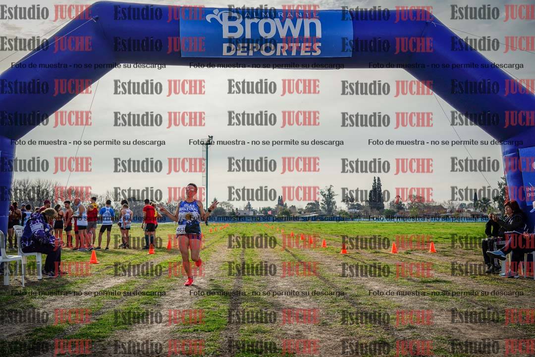 Fotos de la llegada del cross de 6000mts - Running Teams