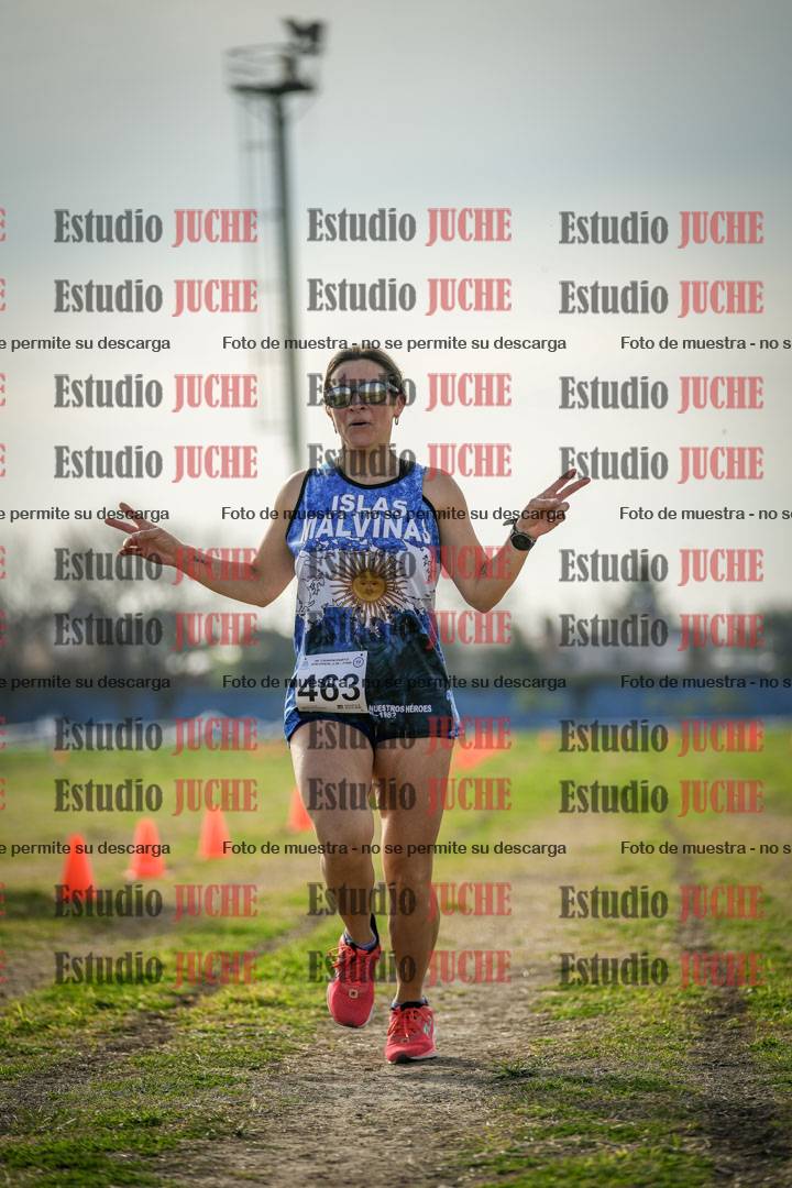 Fotos de la llegada del cross de 6000mts - Running Teams