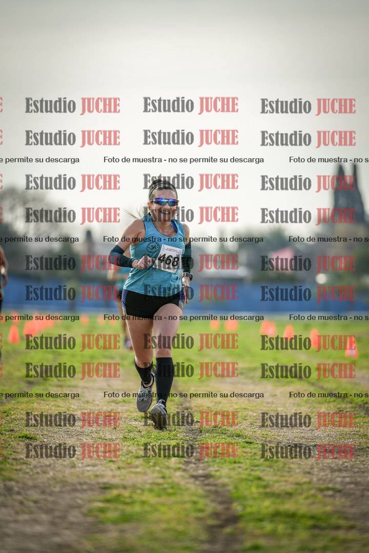 Fotos de la llegada del cross de 6000mts - Running Teams