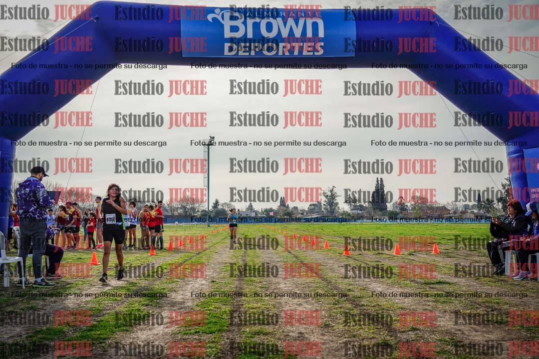 Fotos de la llegada del cross de 6000mts - Running Teams
