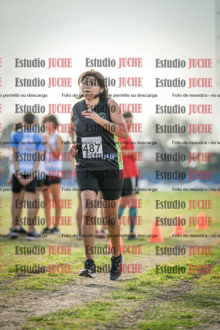 Fotos de la llegada del cross de 6000mts - Running Teams