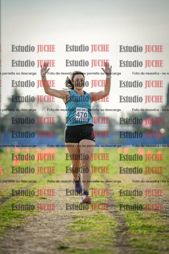 Fotos de la llegada del cross de 6000mts - Running Teams
