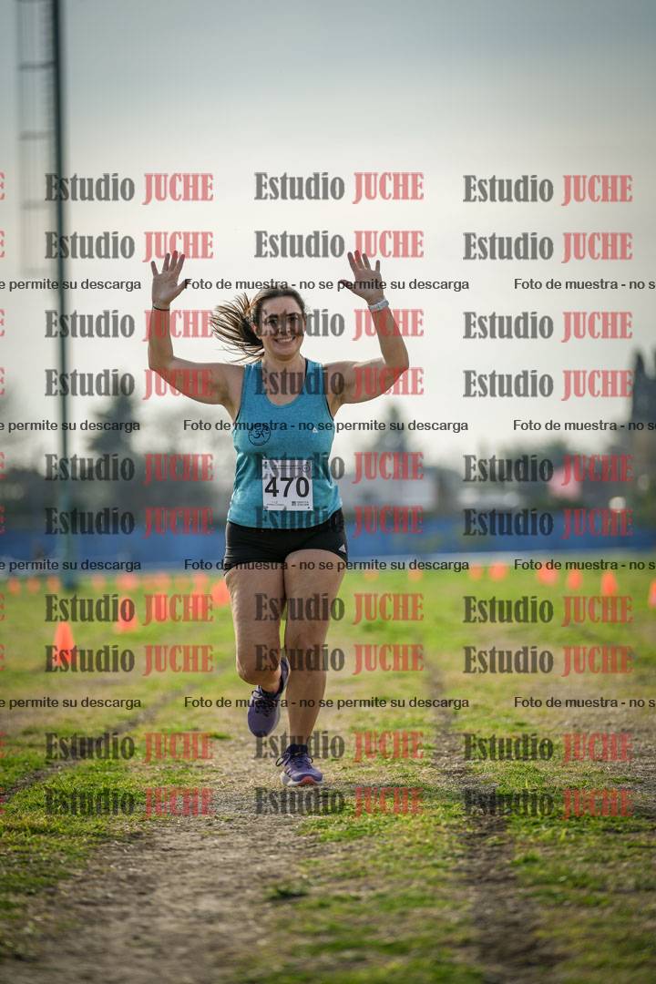 Fotos de la llegada del cross de 6000mts - Running Teams