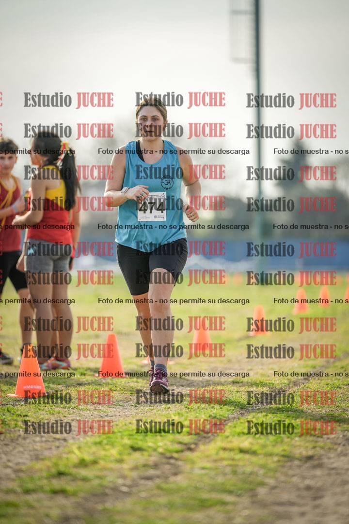 Fotos de la llegada del cross de 6000mts - Running Teams