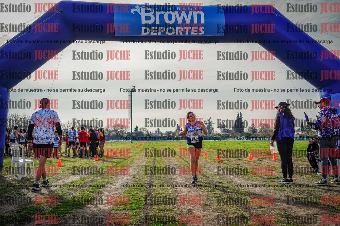 Fotos de la llegada del cross de 6000mts - Running Teams