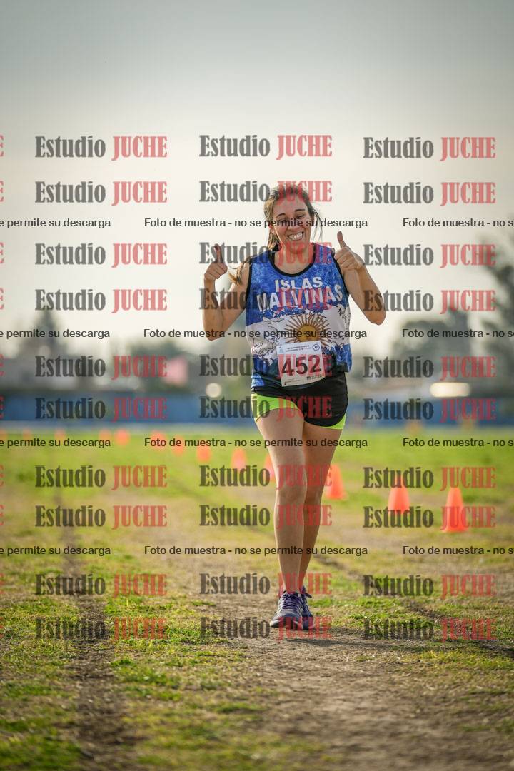 Fotos de la llegada del cross de 6000mts - Running Teams