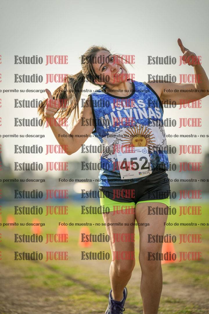 Fotos de la llegada del cross de 6000mts - Running Teams