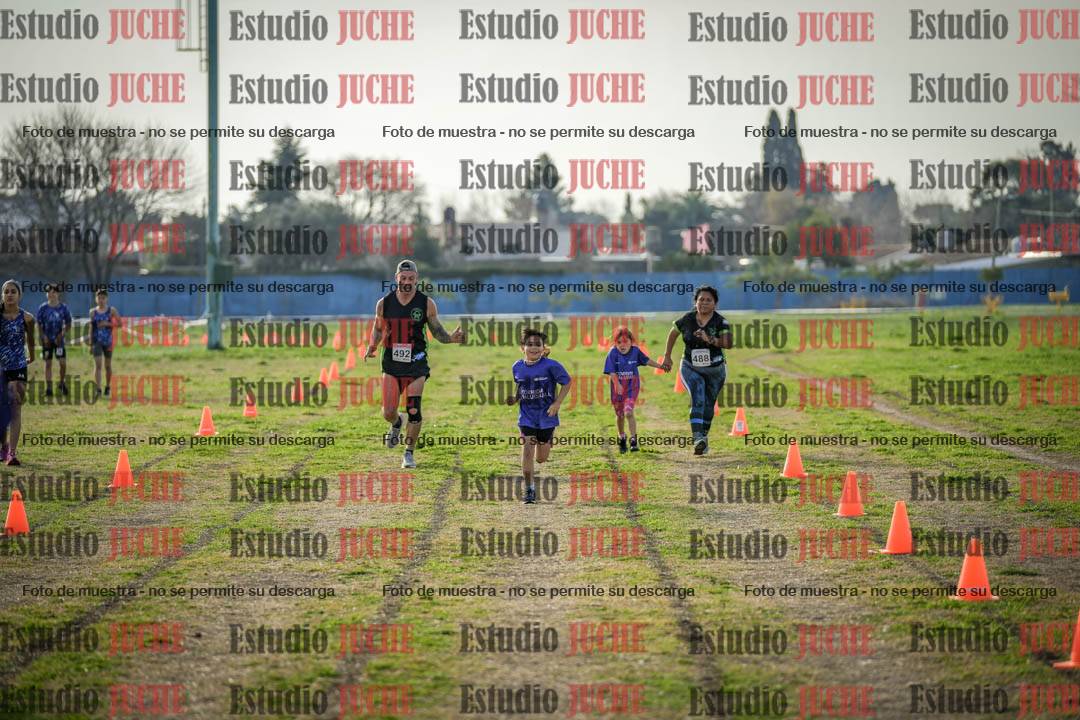 Fotos de la llegada del cross de 6000mts - Running Teams