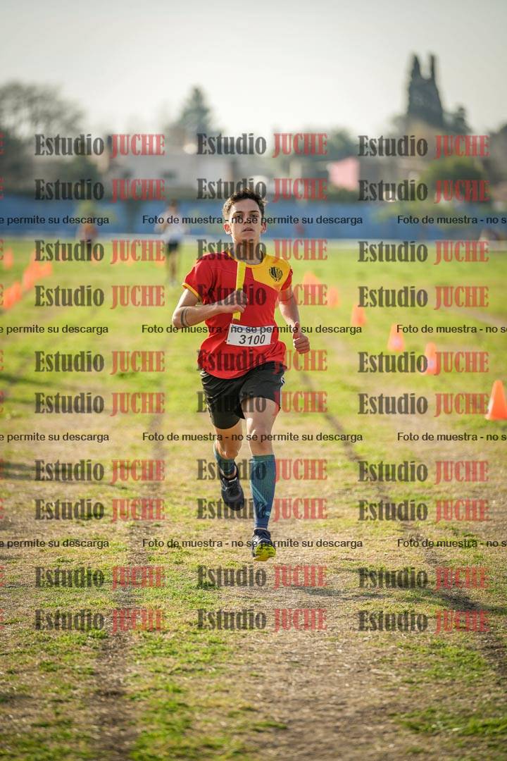 Fotos de la llegada de las postas 4 x 1000 m mixtas