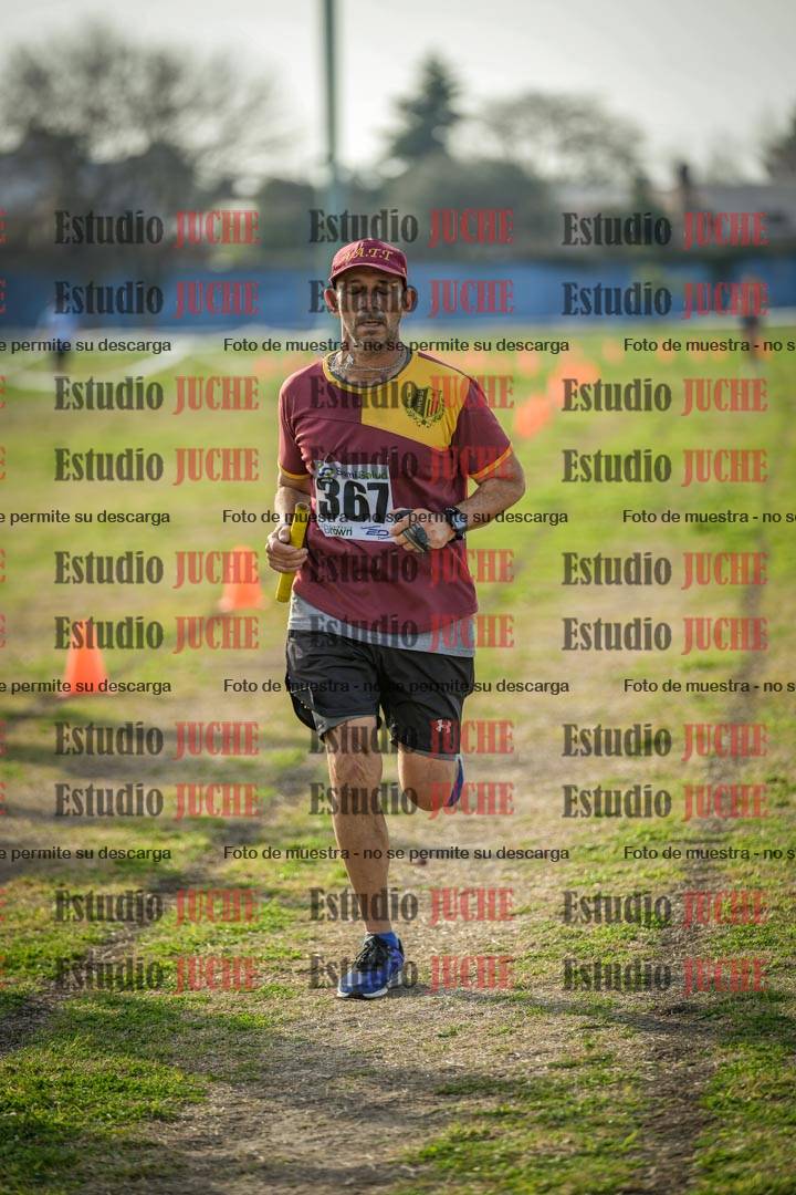 Fotos de la llegada de las postas 4 x 1000 m mixtas