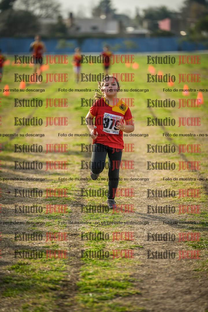 Fotos de la llegada de las postas 4 x 1000 m mixtas