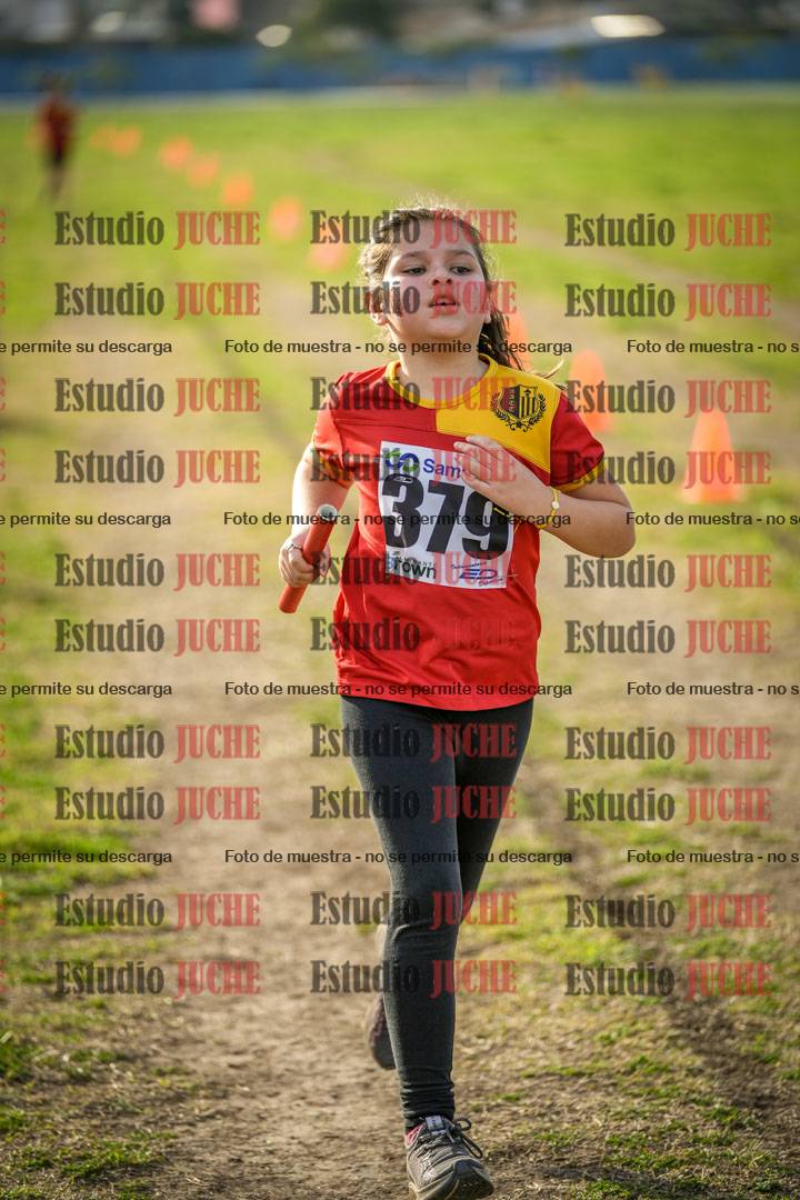 Fotos de la llegada de las postas 4 x 1000 m mixtas