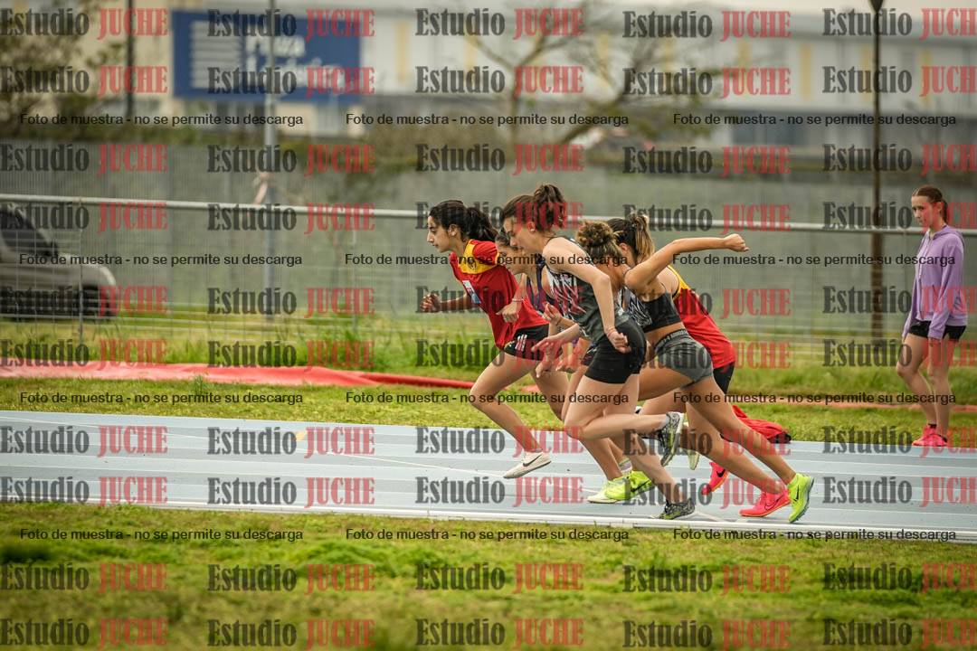 Fotos de los 600 m llanos de mujeres - U16