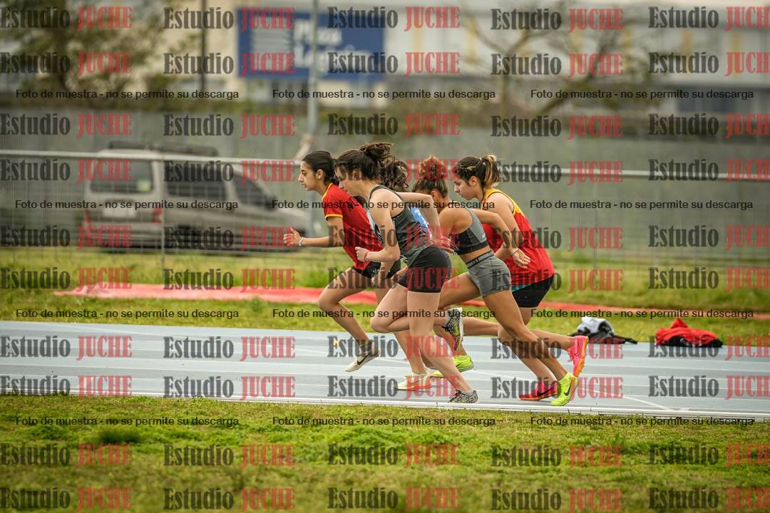 Fotos de los 600 m llanos de mujeres - U16