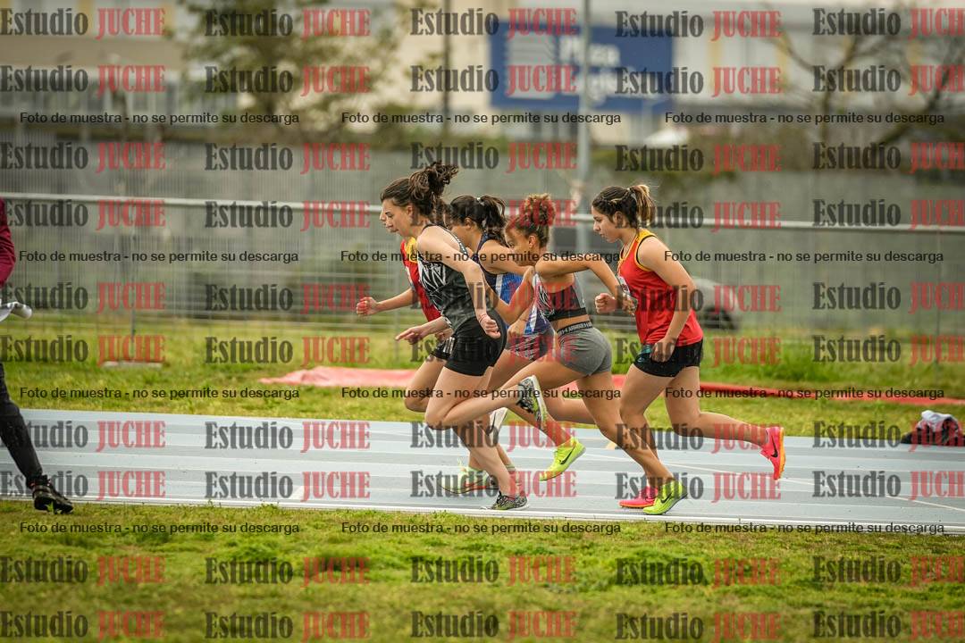 Fotos de los 600 m llanos de mujeres - U16