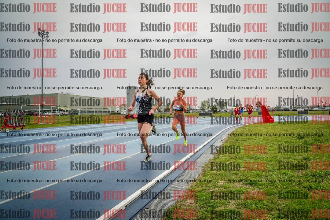 Fotos de los 600 m llanos de mujeres - U16