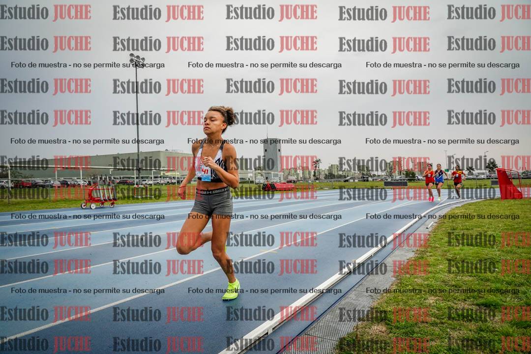 Fotos de los 600 m llanos de mujeres - U16