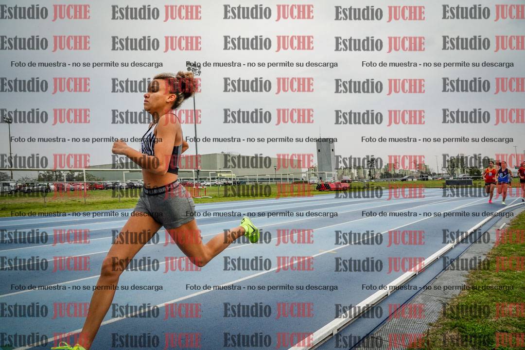 Fotos de los 600 m llanos de mujeres - U16