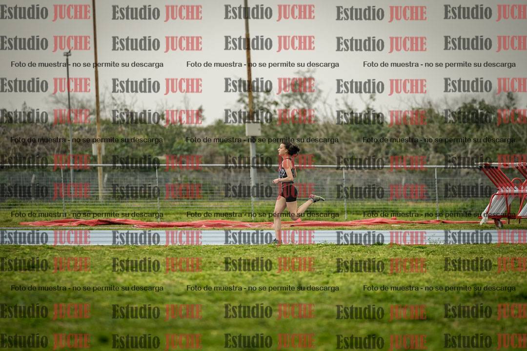 Fotos de los 600 m llanos de mujeres - U16