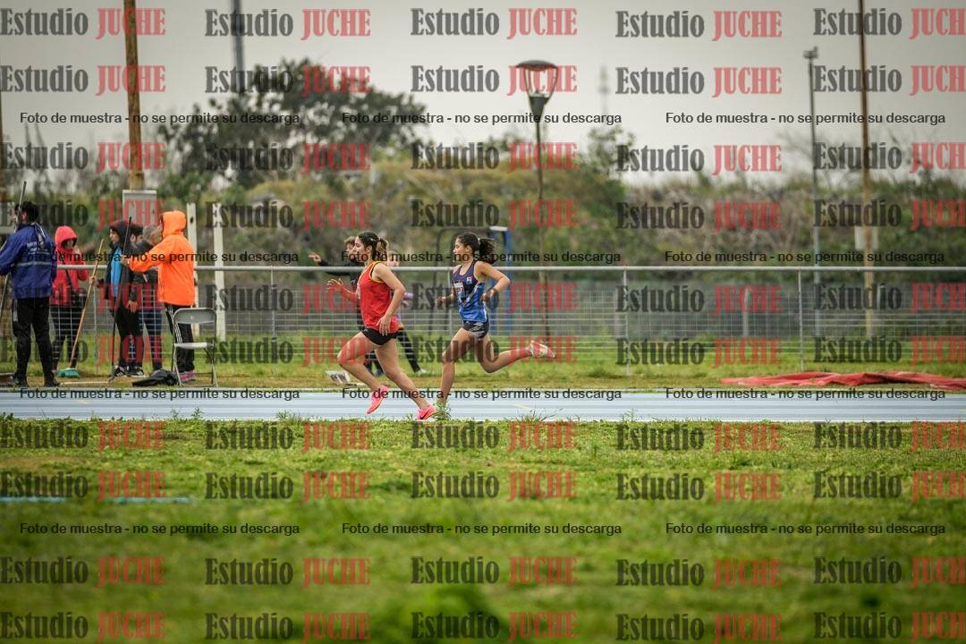 Fotos de los 600 m llanos de mujeres - U16