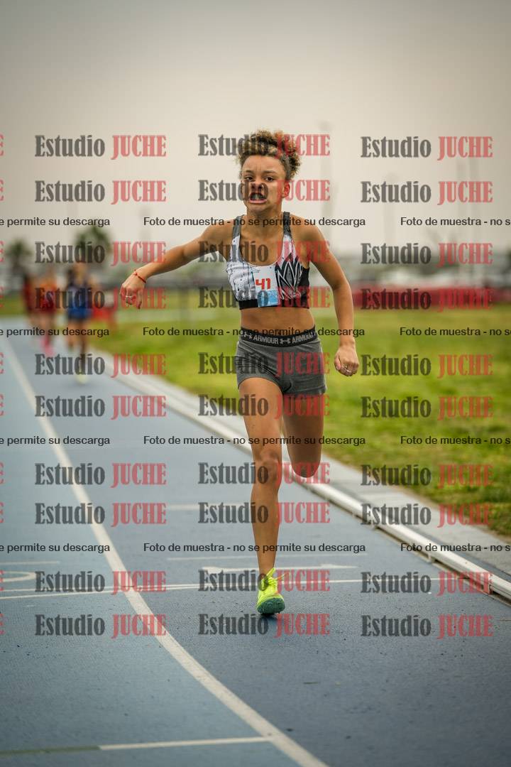 Fotos de los 600 m llanos de mujeres - U16