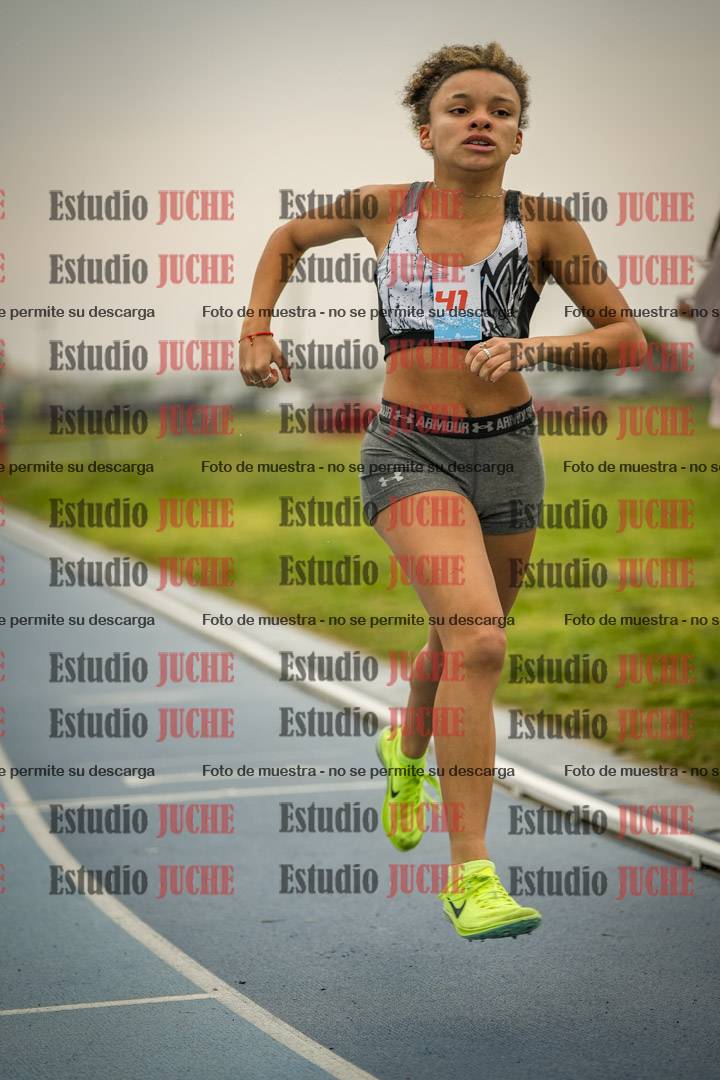 Fotos de los 600 m llanos de mujeres - U16